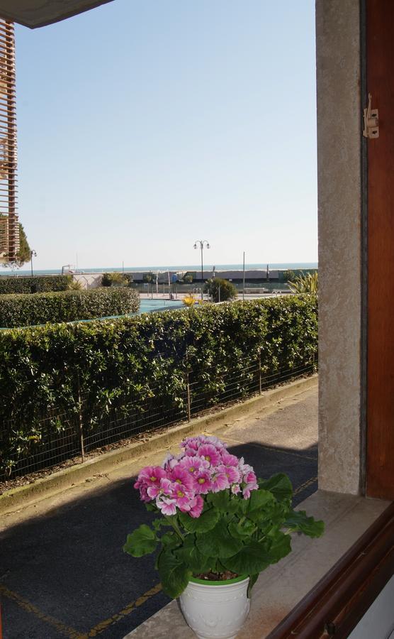 Appartamenti Diplomatic-Residence Fronte Mare-Piazza Torino-Lido Di Jesolo Dış mekan fotoğraf